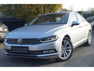 VW Passat Lim. Highline/WENIG KM! - Erwitte