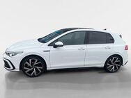 VW Golf VIII 1.5 TSI DSG R-LINE*IQ.LIGHT*AHK*PANO*STHZG*NAVI*18ZOLL - Büdingen