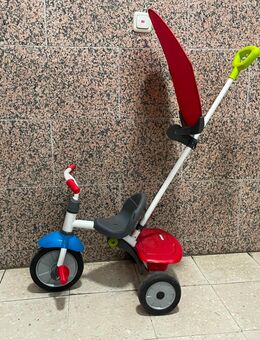 Kinderdreirad mit Schirm und Schiebestange - München