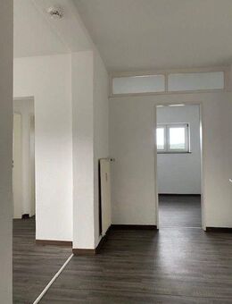 Helle 2-Zimmer-Wohnung über den Dächern Neheims - Arnsberg