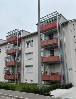 Wunderschöne 3-Zimmer-Dachgeschosswohnung in Nürtingen-Braike - Nürtingen