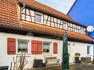 Attraktives Bauernhaus mit 6 Zimmern und Garage in Stein - Stein (Bayern)