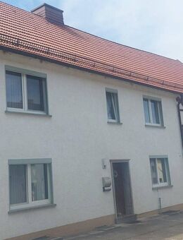 Spahl/Thüringen - 2 Familienhaus in Massivbauweise mit Fachwerkanbau (Denkmalschutz) - Geisa
