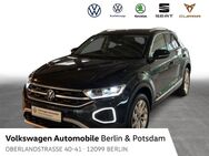 VW T-Roc, 1.5 TSI Style, Jahr 2023 - Berlin