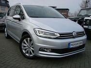 VW Touran 2.0TDI Highline LED ACC DCC Navi Kamera - Falkensee