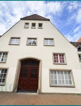 Einzigartige Maisonette-Wohnung mit gotischem Steinwerk in der Osnabrücker Altstadt - Osnabrück