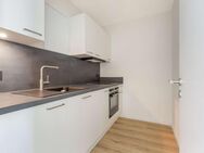 Erstbezug nach umfassender Modernisierung, 1,5-Zimmer mit Balkon und Duschbad im ruhigen Norderstedt - Norderstedt