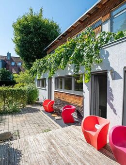 AIGNER - Freistehendes Architektenhaus im Bauhausstil - München