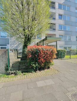 Zuhause oder Kapitalanlage? 4-Zimmer-Wohnung mit Balkon in gepflegtem Kölner Wohnumfeld - Köln