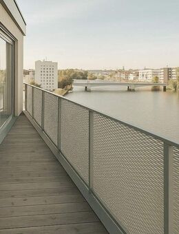 Ein Rückzugsort mit Wow-Faktor - exklusives Penthouse direkt an der Spree mit 2 Terrassen - Berlin