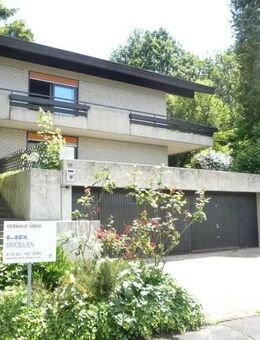 729.000 EUR!! Top Wohnlage, großes Haus, großer Garten, große Garage in 77855 Achern - Achern