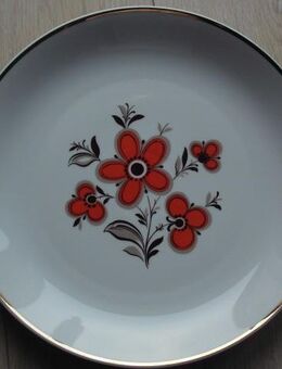 Schumann Arzberg Porzellan Kuchenteller mit Blumen 30 cm Teller Vintage 5,- - Flensburg