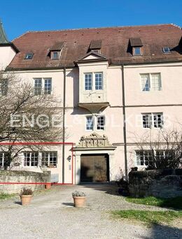 Wohnen im Kulturdenkmal . Concierge-Wohnung im Wasserschloss Poltringen - Ammerbuch
