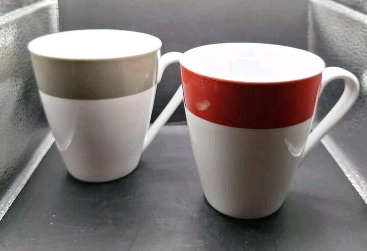 2 Stück Tassen 11cm hoch 10cm breit Tasse Becher Kaffeetasse als Set zusammen - Essen
