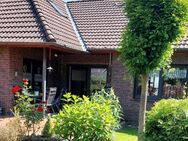 Hier können mehrere Generationen wohnen - in zentraler Lage zwischen Wiesmoor, Zetel und Wittmund - Friedeburg