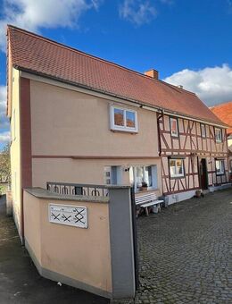 Teilvermietetes Wohn- und Geschäftshaus zur vielseitigen Nutzung - Glauburg