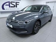 VW Golf, Style eTSI MHEV # # #Fahrersitz m, Jahr 2024 - Fürstenwalde (Spree)