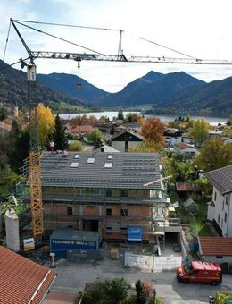 EG-Wohnung mit 302 m² Garten | Tiefgarage & Aufzug | ORTERER28 - Schliersee