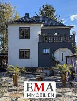 Wohnen im Grünen - großzügiges Einfamilienhaus mit fünf Zimmern und Vollkeller - Falkensee