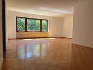 Großzügige 2-Zimmer-Wohnung in ruhiger Wohnlage - Baden-Baden