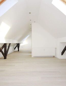 Erstbezug nach Modernisierung - Maisonettewohnung mit großzügigem Raumgefühl - Düsseldorf