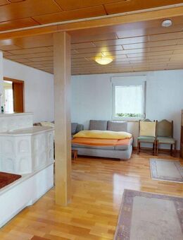 Schickes Wohnhaus mit großem Nebengebäude und Traumgrundstück - Neuried (Baden-Württemberg)