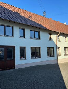 Großes Wohn- und Geschäftshaus mit gut ausgestatteter Schreinerei - Einöllen