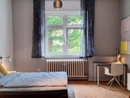 WG-Zimmer mit Wlan, TV, Doppelbett, Bad/Wc und Küche zur Teilung, Waschmaschine - Karlsruhe