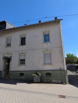 6 Parteienhaus in Wirges - Vollvermietetes Renditeobjekt mit Potenzial - 9 Garagen - Wirges