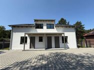 Erstbezug: Attraktive Doppelhaushälfte mit gehobener Ausstattung und Garten in Grünheide (Mark) - Grünheide (Mark)