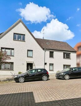 Mehrfamilienhaus mit 5 Parteien im Westen von Barntrup - Barntrup
