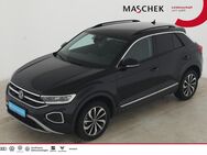 VW T-Roc, 1.0 TSI Style, Jahr 2023 - Wackersdorf