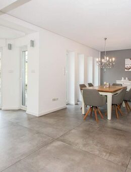 Exklusiv & individuell - ein echtes Unikat - Düsseldorf