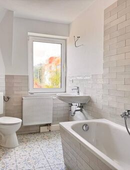 Liebevoll sanierte 3- oder 4-Raumwohnung mit Balkon! - Löbau