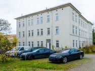 Heinze-Immobilien(IVD): Großzügige Wohnung mit viel Licht im neuen Quartier Karoline - Arnstadt