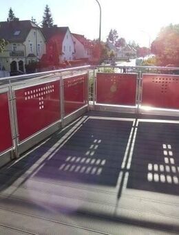 Luxus-2-Zi-Whg Obermenzing mit sonniger Terrasse in zentraler Südlage - München