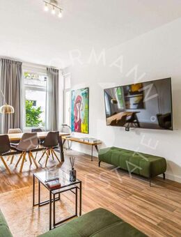 Licht, Luft und Altbauflair - weitläufige 5-Zimmer-Wohnung in Düsseldorf-Friedrichstadt. - Düsseldorf