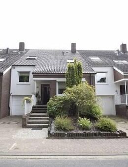 EBK Garten Garage Für Familien mit 2 Kinder - Syke