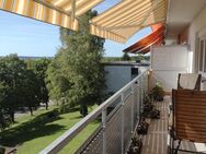 Aalen: Lichtdurchflutete 3-Zi-Wohnung mit großzügigem Sonnenbalkon in zentrumsnaher Aussichtslage! - Aalen