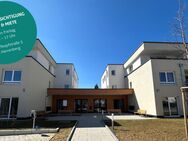 Betreutes Wohnen: Moderne 2-Zi-Wohnung + Terrasse - Küche inklusive - Herrenberg