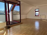 TOP Dachgeschoss Wohnung mit Loggia über 2. Etagen. - Stollberg (Erzgebirge)