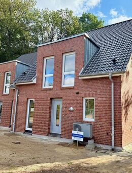 Effizienzdoppelhaus- Stufe 40, CO² neutral erstellt. Wohnen am Berner Gutspark. - Hamburg