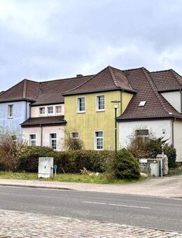 HORN IMMOBILIEN++ Mehrfamilienhaus 5 WE in Tantow mit Garten und Carports. Voll vermietet - Tantow