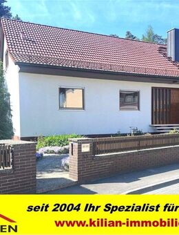 KILIAN IMMOBILIEN! BUNGALOW / EFH MIT 5 ZIMMERN UND 196 M² WFL AUF 765 M² GRUND IN PERFEKTER WALDRANDLAGE VON ROTHAURACH! SWIMMINGPOOL *KELLER *GARAGE - Roth (Bayern)