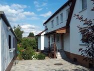 Großzügige Doppelhaushälfte mit Gartenhaus und Garage in der Saas zur Miete - Bayreuth