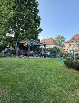 Gepflegte 4- Zimmer Wohnung mit 120qm eigenem Schrebergarten - Feucht