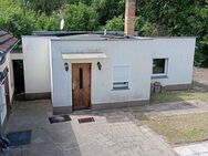 kleiner Bungalow 60 qm, sanierungsbedürftig auf sonnigem Grundstück - Berlin
