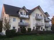 3-Zimmer Dachgeschosswohnung in zentraler Lage, Geisenhausen - Geisenhausen