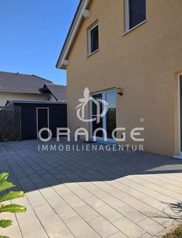 ***Neuwertiges KFW55-EFH mit schönem Garten in ruhiger Lage!*** - Haarbach