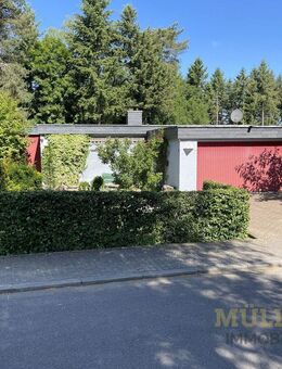 Großzügiger Bungalow mit 212 qm Wohnfläche auf dem Glockenberg in Wadgassen - Wadgassen